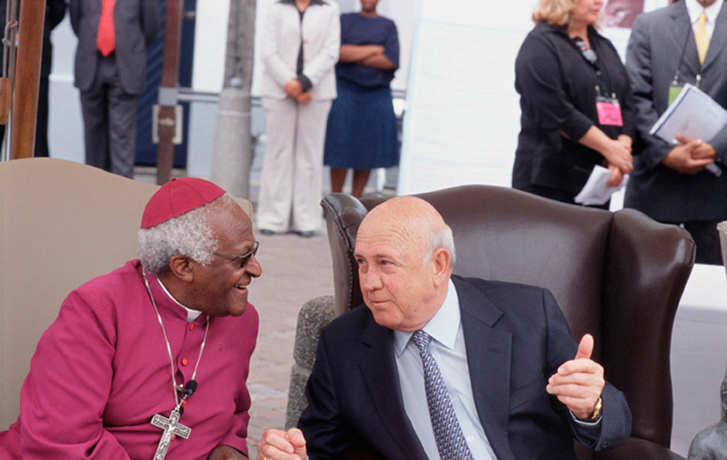Archbishop Desmond Tutu and President F.W. de Klerk, Johannesburg, 1989