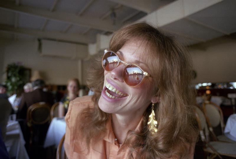 Carly Simon, New York, 1980 (Twin Towers Reflection)