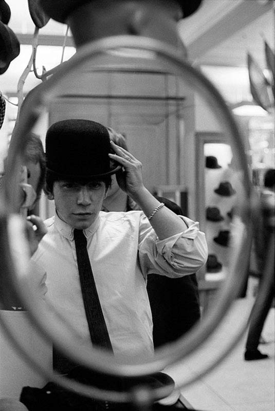 Eric Burdon Hat Shopping, in Mirror, London, 1963
