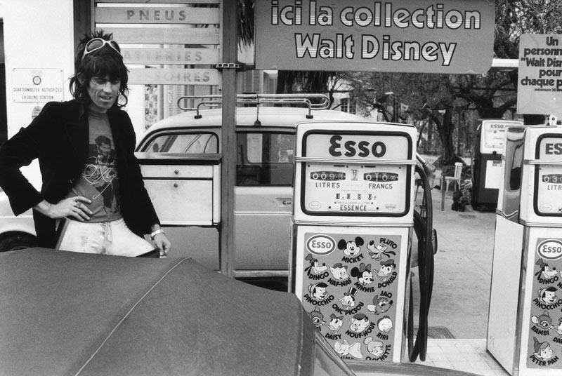 Keith Richards with Esso "Walt Disney Collection", South of France, 1971
