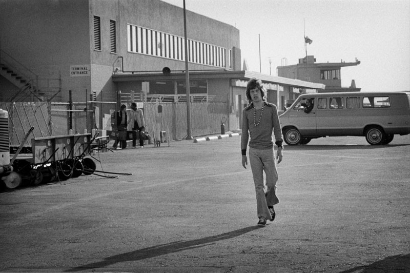 Mick Jagger, Airport, 1972