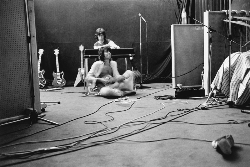 Mick Jagger & Keith Richards with Cables, in the Basement Studio, Nellcôte, 1971